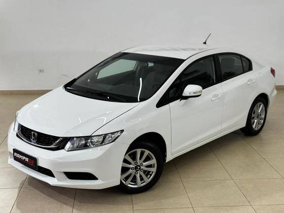 HONDA CIVIC 1.8 EXS 16V FLEX 4P AUTOMÁTICO HONDA CIVIC 1.8 EXS 16V FLEX 4P AUTOMÁTICO